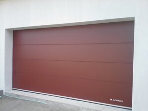 sekčná garážová brána - Ral-8012